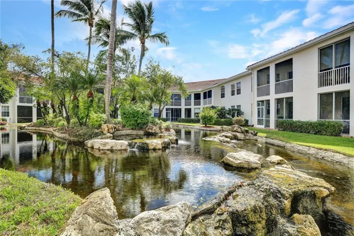 700  L Ambiance  CIR, Naples, FL 34108