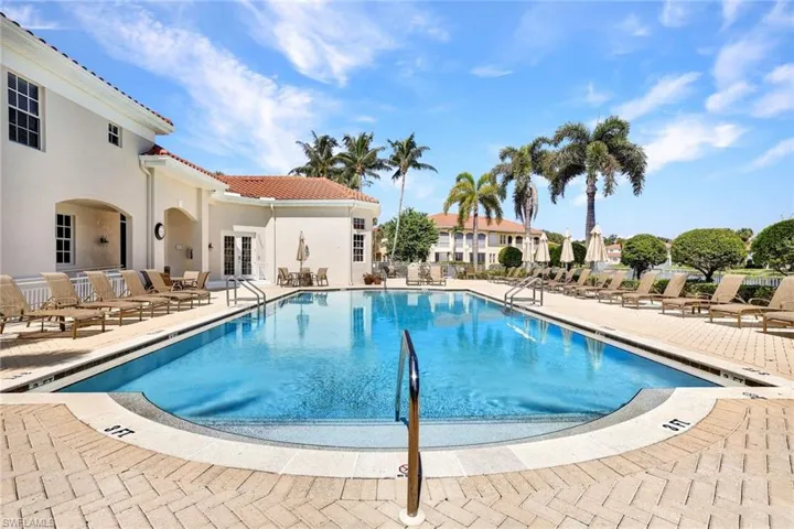 700  L Ambiance  CIR, Naples, FL 34108