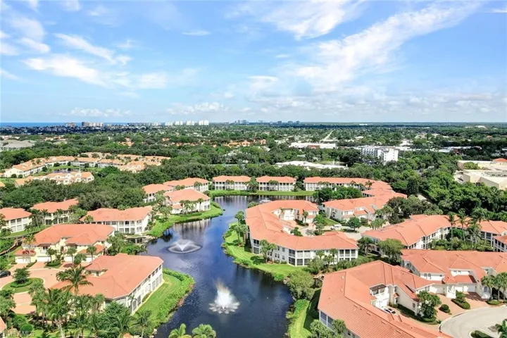 700  L Ambiance  CIR, Naples, FL 34108