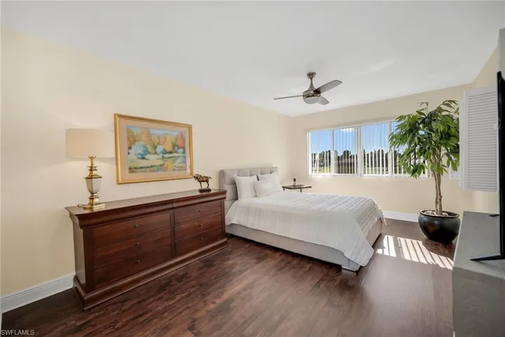 466  Bristle Cone  LN, Naples, FL 34113
