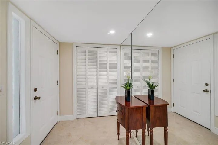 466  Bristle Cone  LN, Naples, FL 34113