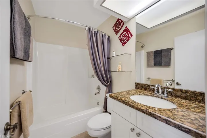 466  Bristle Cone  LN, Naples, FL 34113