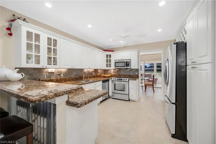 466  Bristle Cone  LN, Naples, FL 34113