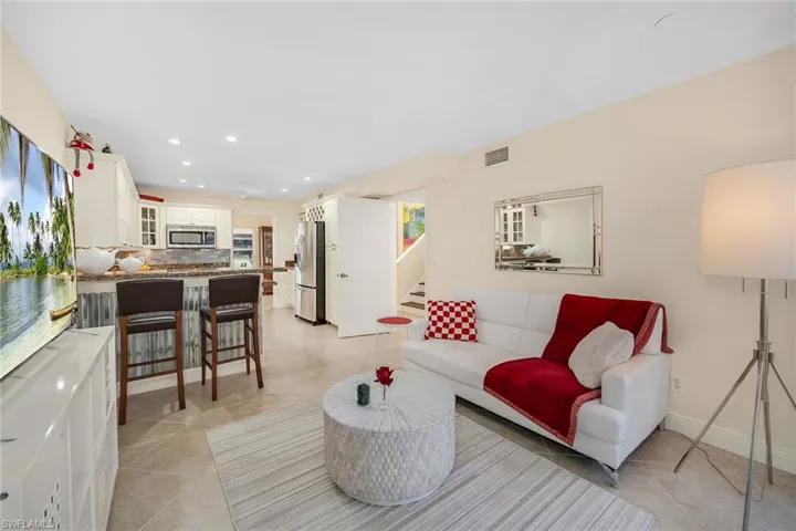 466  Bristle Cone  LN, Naples, FL 34113
