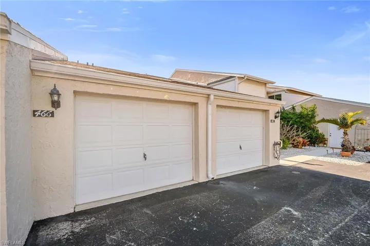 466  Bristle Cone  LN, Naples, FL 34113