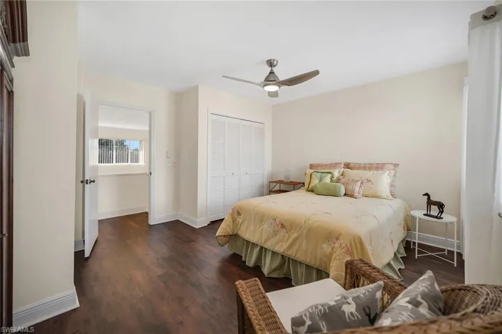 466  Bristle Cone  LN, Naples, FL 34113