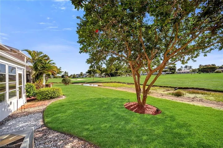466  Bristle Cone  LN, Naples, FL 34113