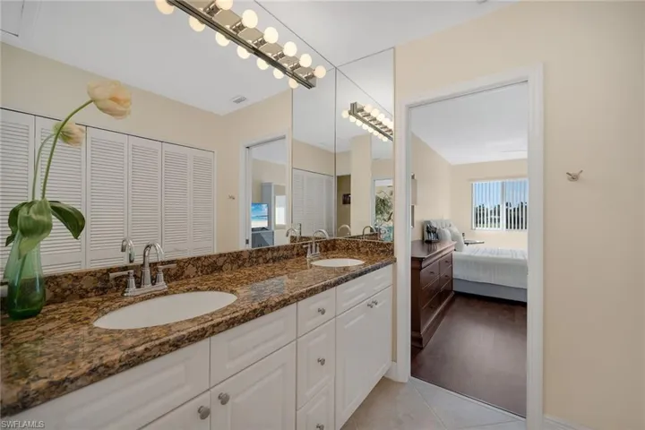 466  Bristle Cone  LN, Naples, FL 34113