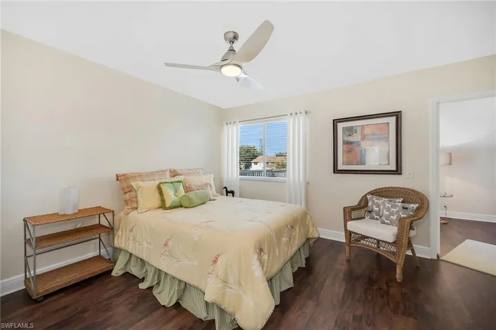 466  Bristle Cone  LN, Naples, FL 34113