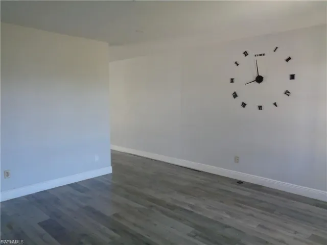 Living Room leading to Kitchen