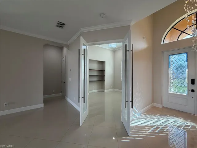 2633 Nw 24th St, Cape Coral, Florida 33993