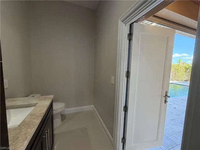 2633 Nw 24th St, Cape Coral, Florida 33993