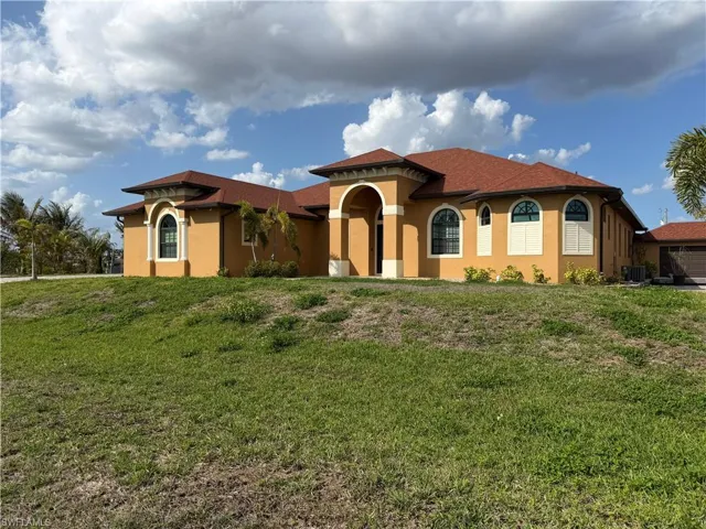 2633 Nw 24th St, Cape Coral, Florida 33993