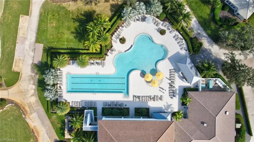 Clubhouse Pool
