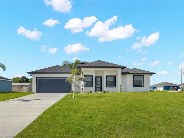 1026 Fayette Ave, Lehigh Acres, Florida 33974