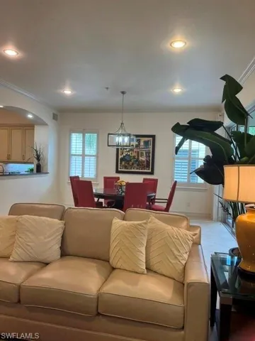 2843 Tiburon Blvd E # 102, Naples, Florida 34109