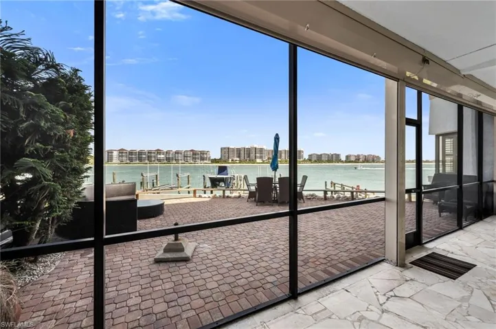 504 La Peninsula Blvd 504, Naples, Florida 34113