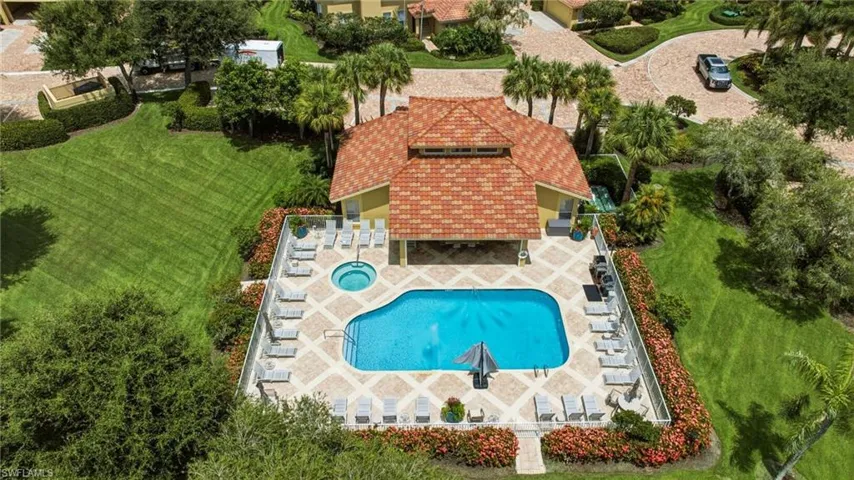 1845 Les Chateaux Blvd 303, Naples, Florida 34109