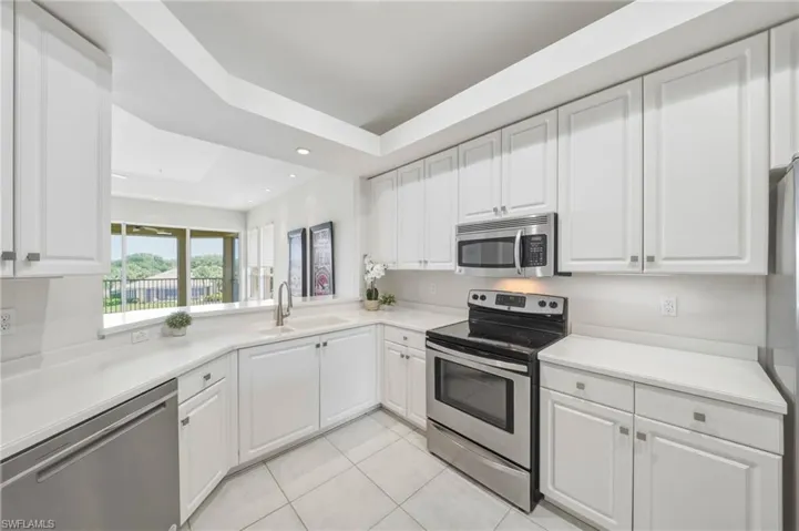 1845 Les Chateaux Blvd 303, Naples, Florida 34109