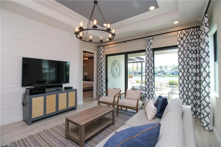14723  Kingfisher  LOOP, Naples, FL 34120