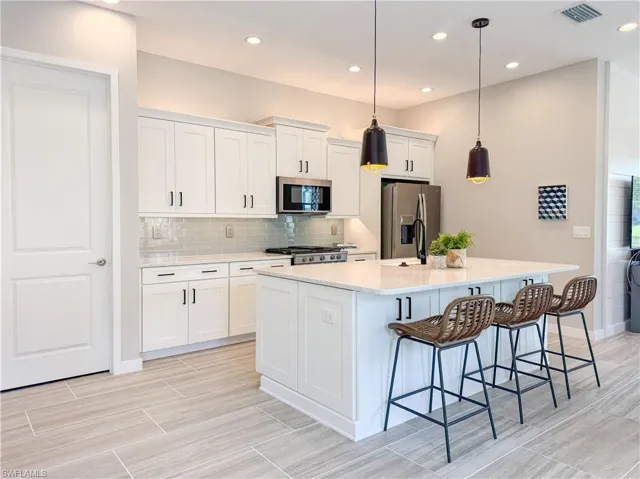 14723  Kingfisher  LOOP, Naples, FL 34120