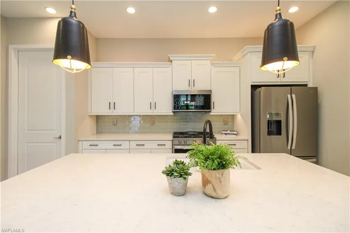 14723  Kingfisher  LOOP, Naples, FL 34120