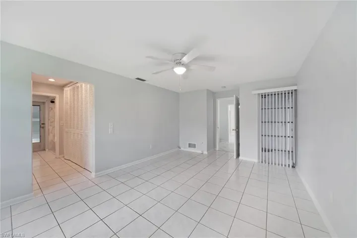 5667 Eichen Cir E, Fort Myers Fl 33919