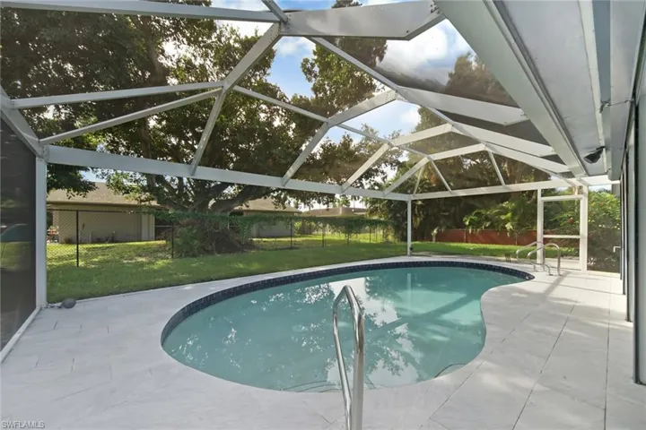 5667 Eichen Cir E, Fort Myers Fl 33919
