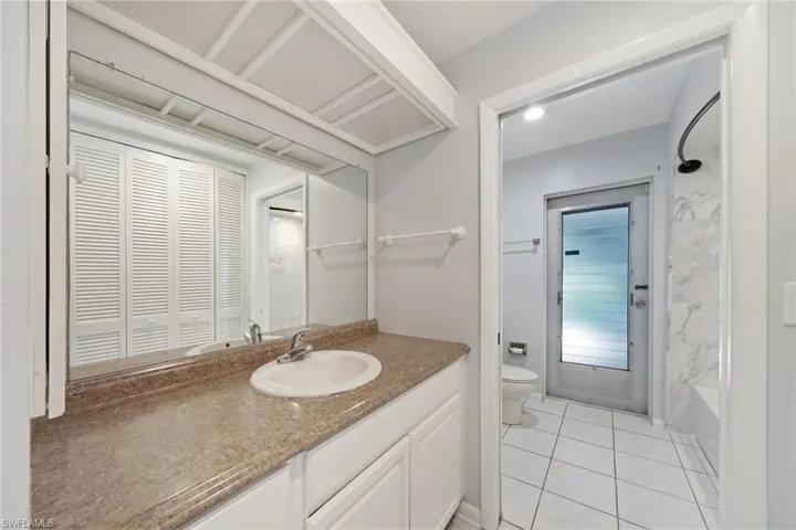 5667 Eichen Cir E, Fort Myers Fl 33919