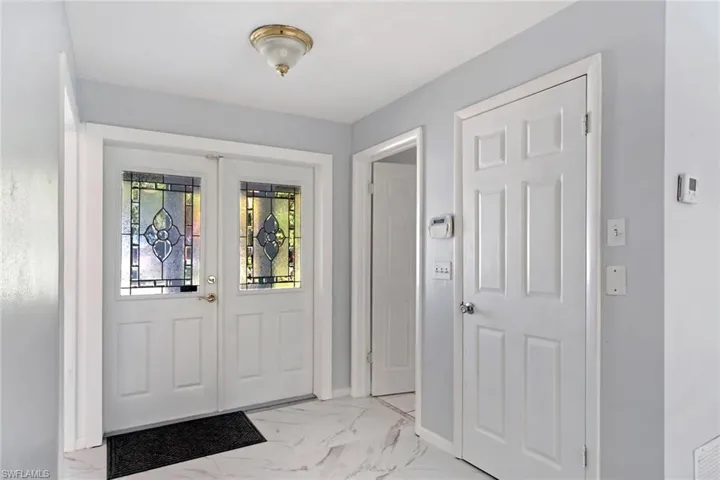 5667 Eichen Cir E, Fort Myers Fl 33919