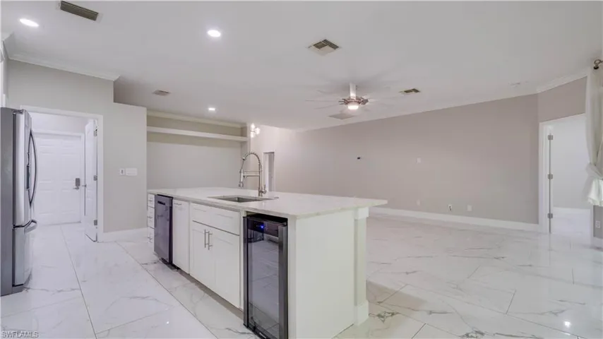 9543 Blue Stone Cir, Fort Myers, Florida 33913