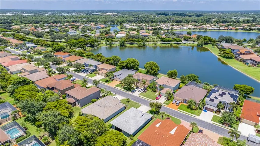 9543 Blue Stone Cir, Fort Myers, Florida 33913
