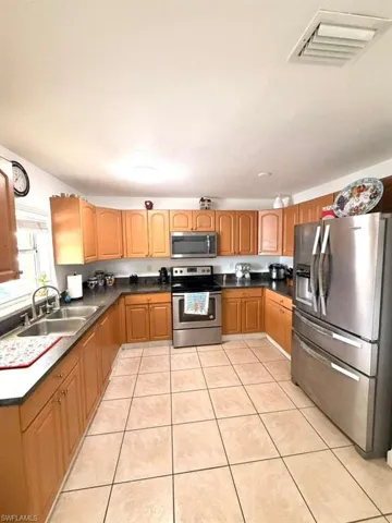545 Jinete St, Clewiston, Florida 33440