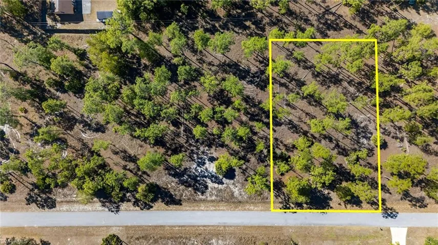 Aerial view of property's location featuring property boundaries highlighted