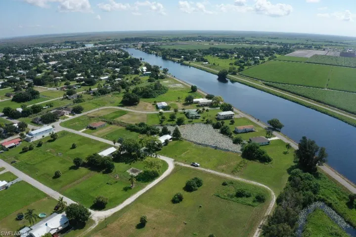932, Moore Haven, Florida 33471