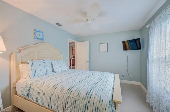 716 Sw 32nd Ct, Cape Coral, Florida 33991
