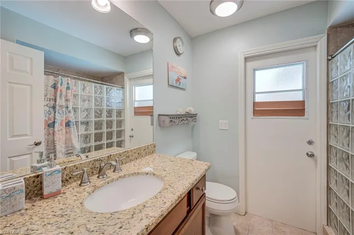 716 Sw 32nd Ct, Cape Coral, Florida 33991