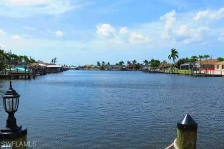 716 Sw 32nd Ct, Cape Coral, Florida 33991