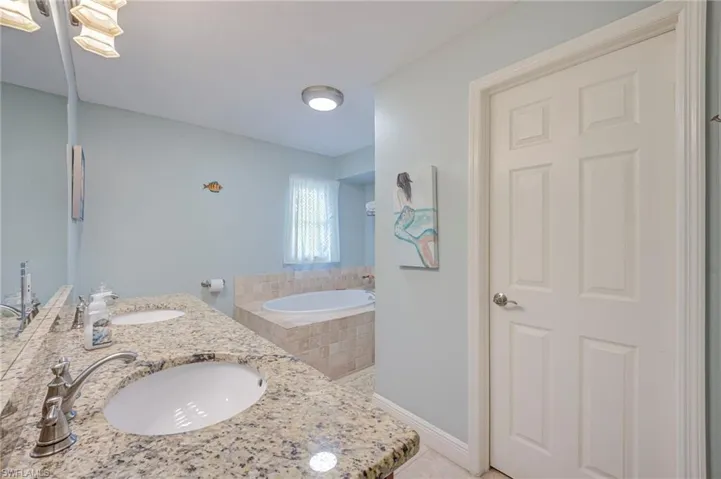 716 Sw 32nd Ct, Cape Coral, Florida 33991