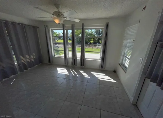 25 Estate Dr, North Fort Myers, Florida 33917
