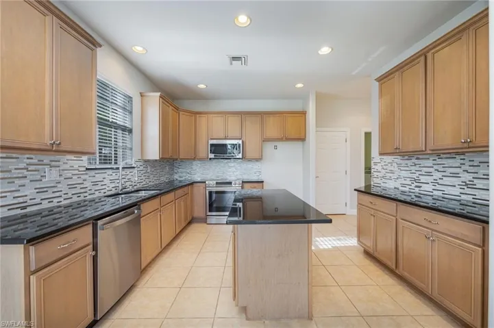 12823 Carrington Cir 4, Naples, Florida 34105