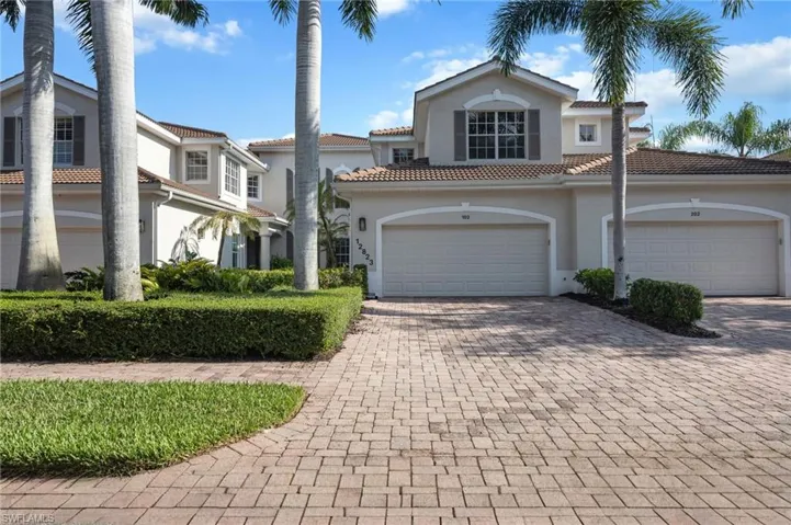 12823  Carrington  CIR, Naples, FL 34105