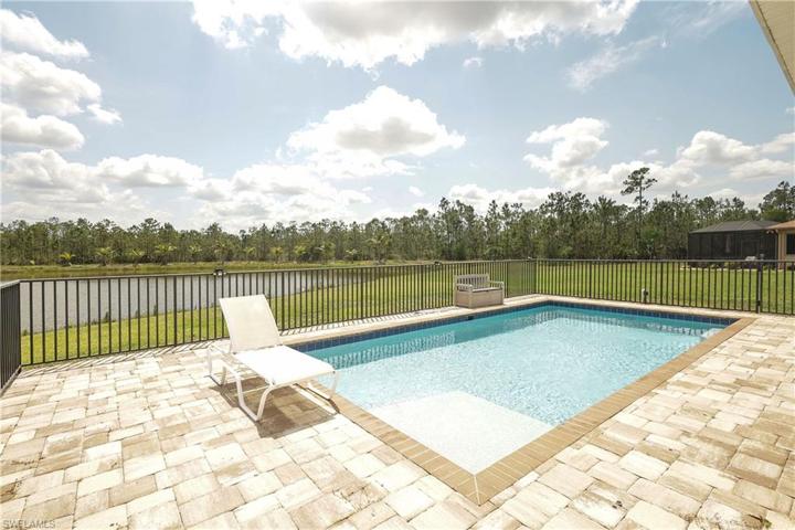 Sparkling salt water pool - 2018