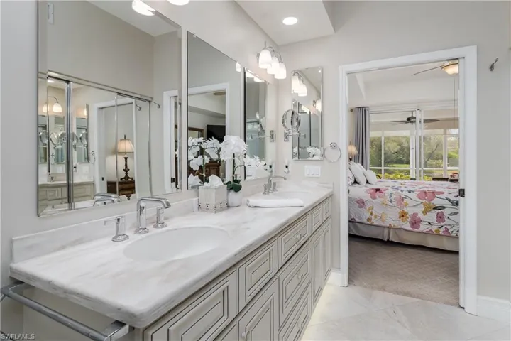 6760 Beach Resort Dr 5, Naples, Florida 34114