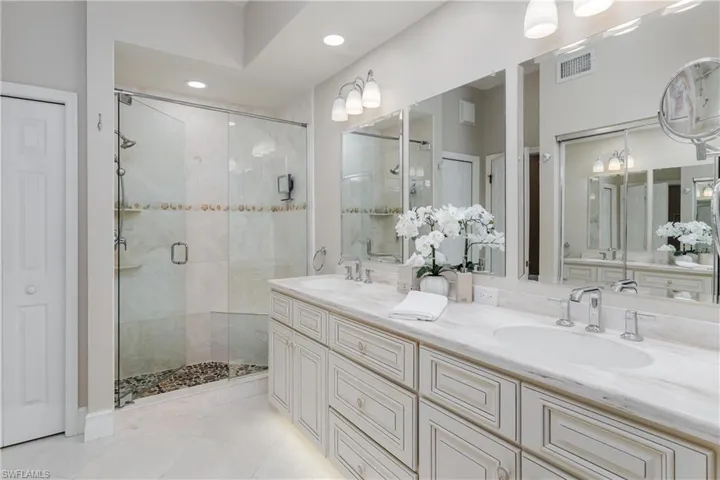 6760 Beach Resort Dr 5, Naples, Florida 34114
