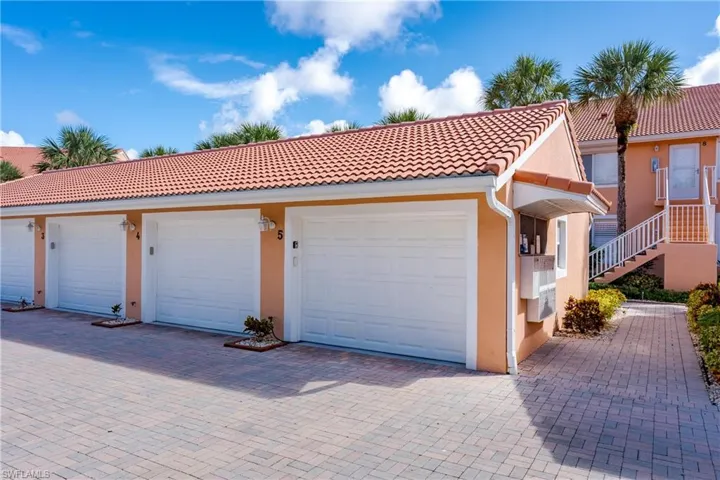 6760 Beach Resort Dr 5, Naples, Florida 34114