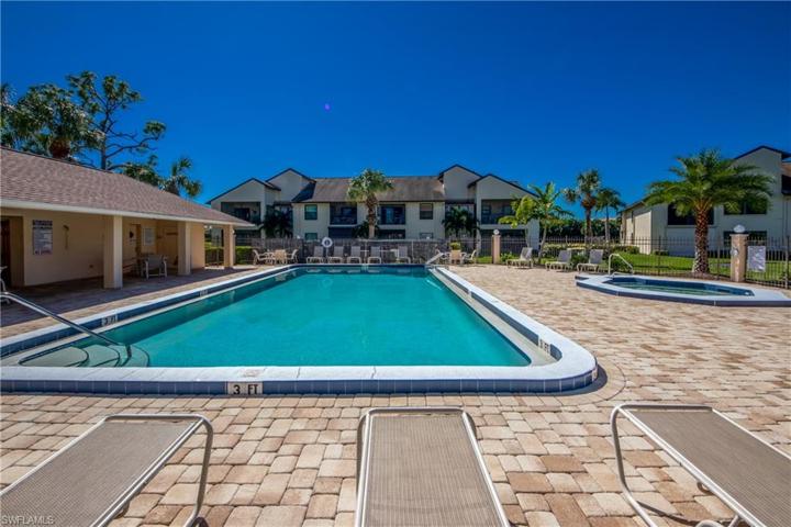 Pool & Spa