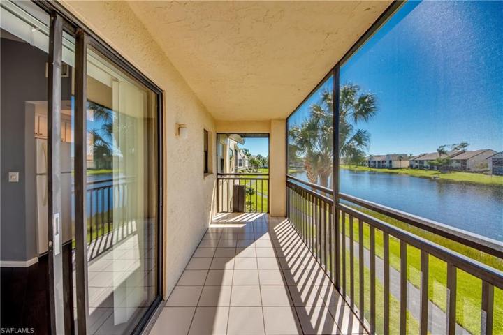 Large Screened Lanai with Long Lake and Fountain Views