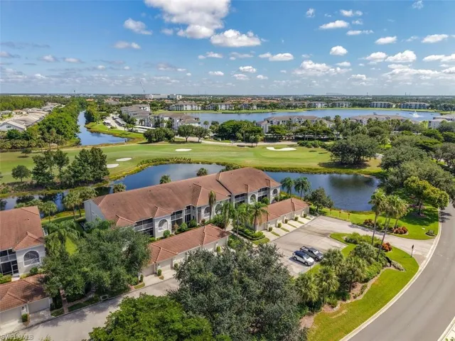 10508 Washingtonia Palm Way 4526, Fort Myers, Florida 33966