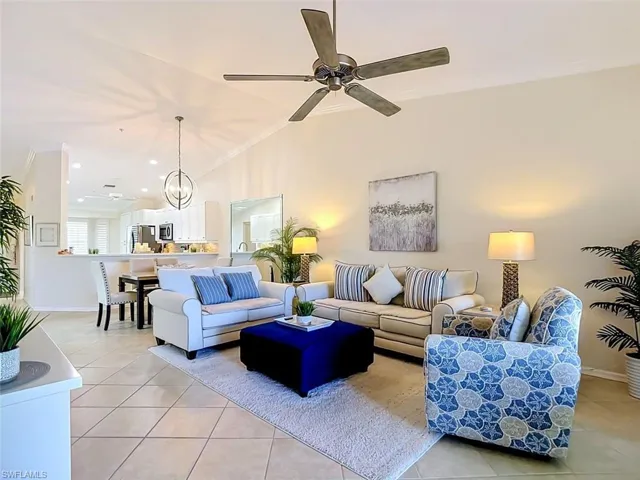 10508 Washingtonia Palm Way 4526, Fort Myers, Florida 33966